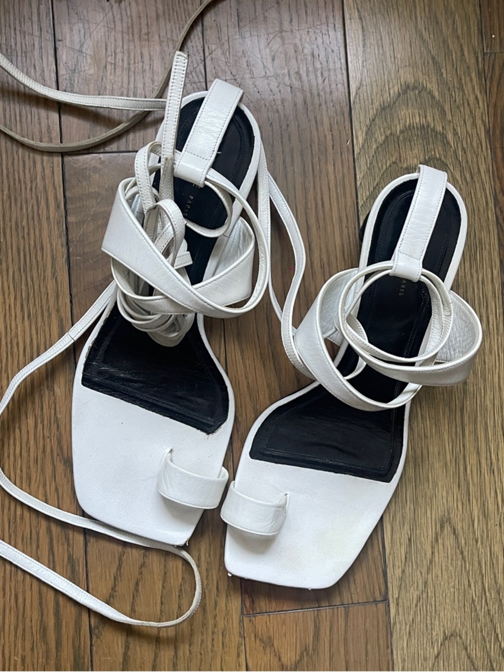 ❌SOLD❌Céline Toe Ring Sandals 36.5
